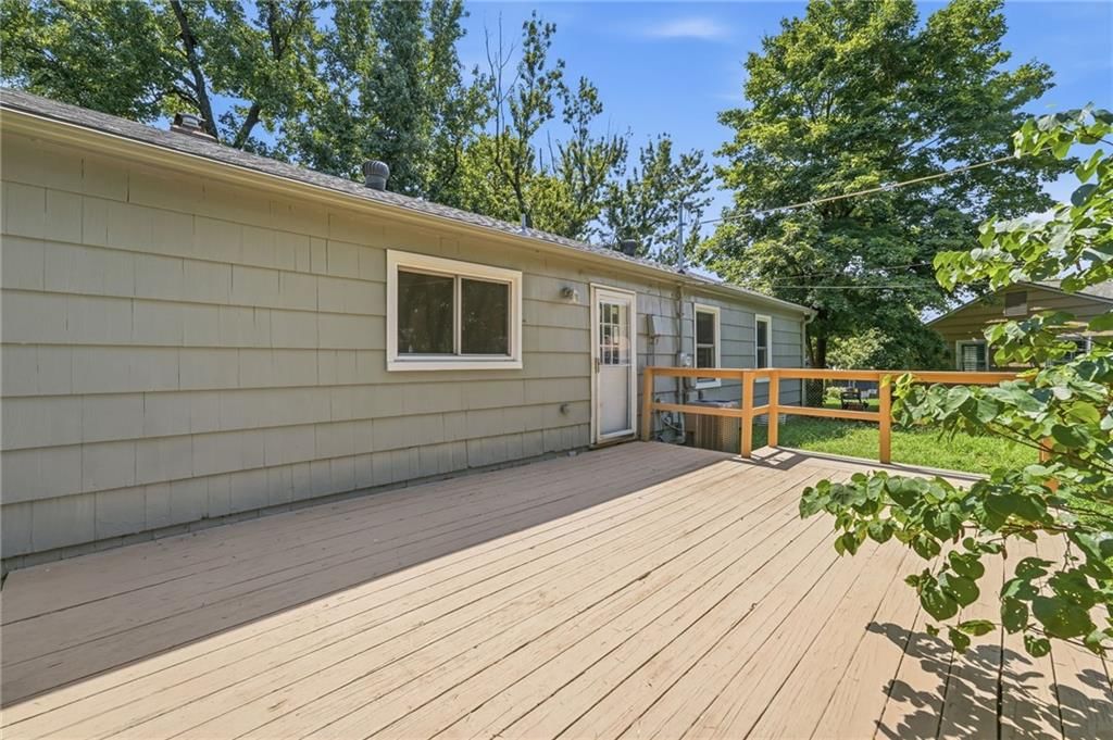 6930 Eby Avenue — photo 35