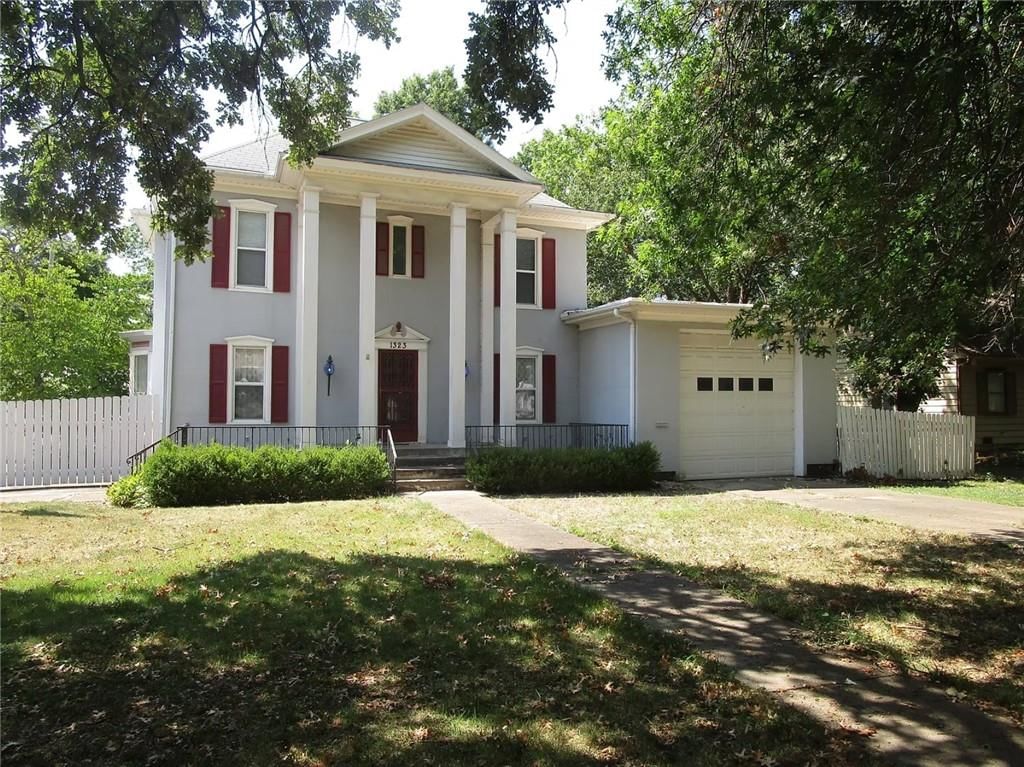 1323 West Street — photo 4