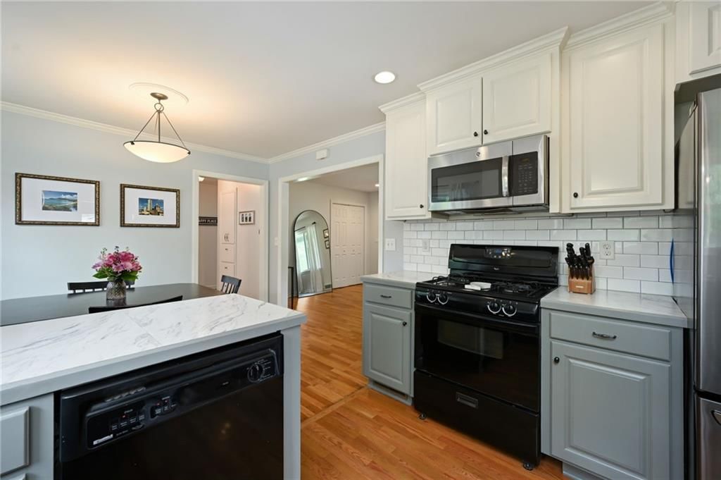 5539 Goodman Street — photo 9