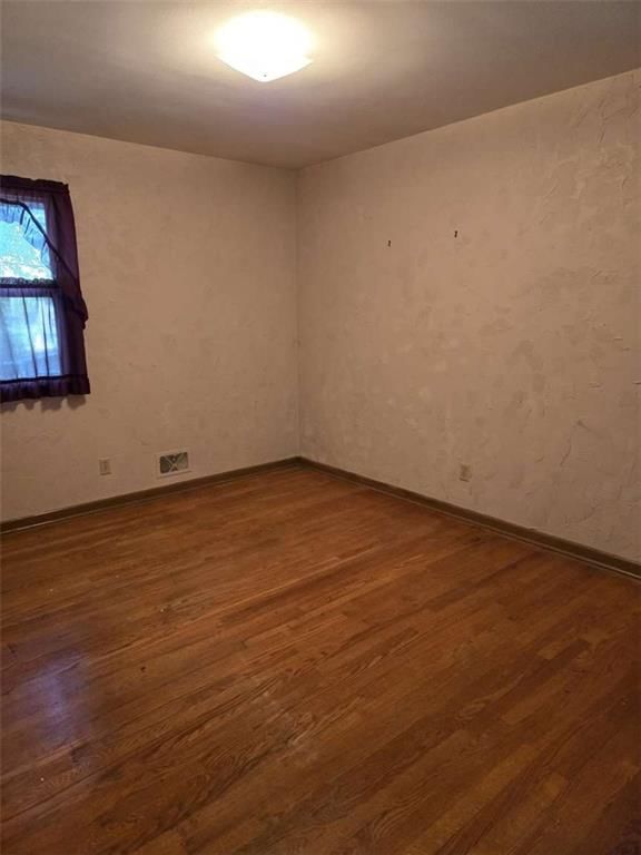 8805 Evanston Avenue — photo 10