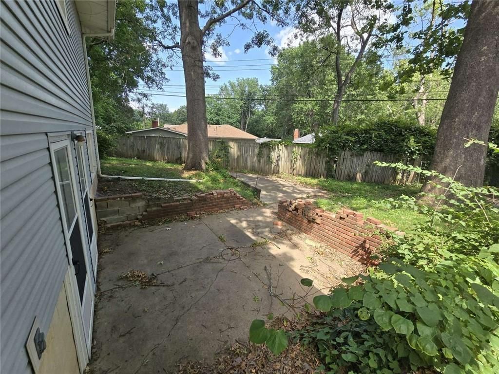 8805 Evanston Avenue — photo 23