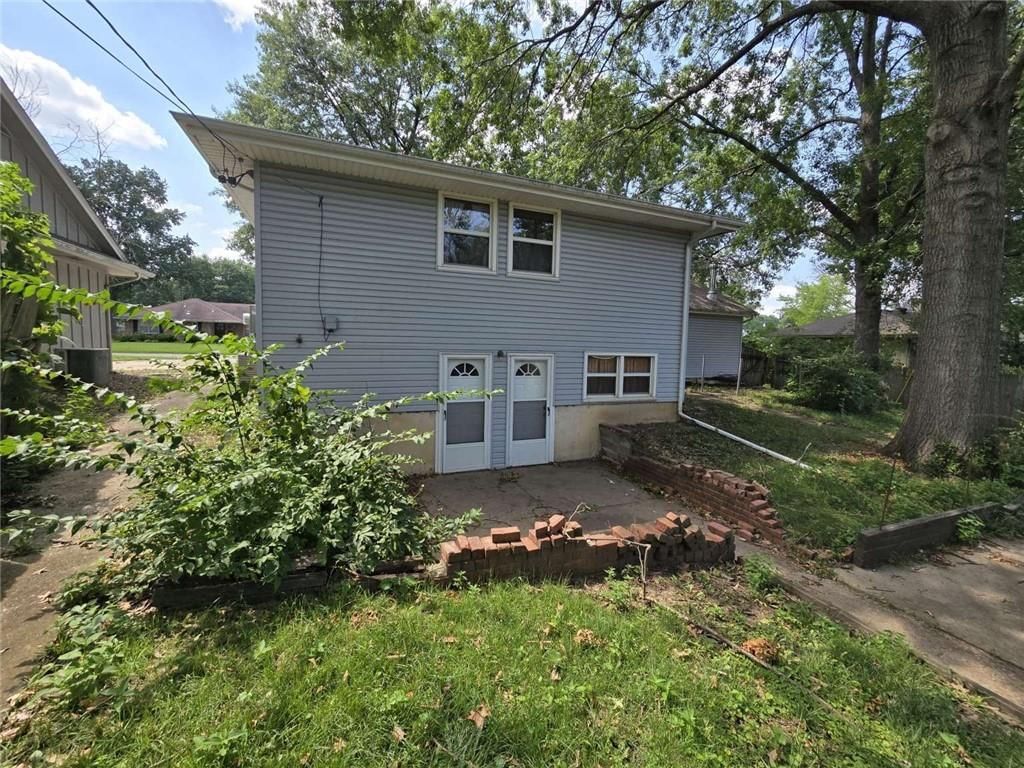 8805 Evanston Avenue — photo 25