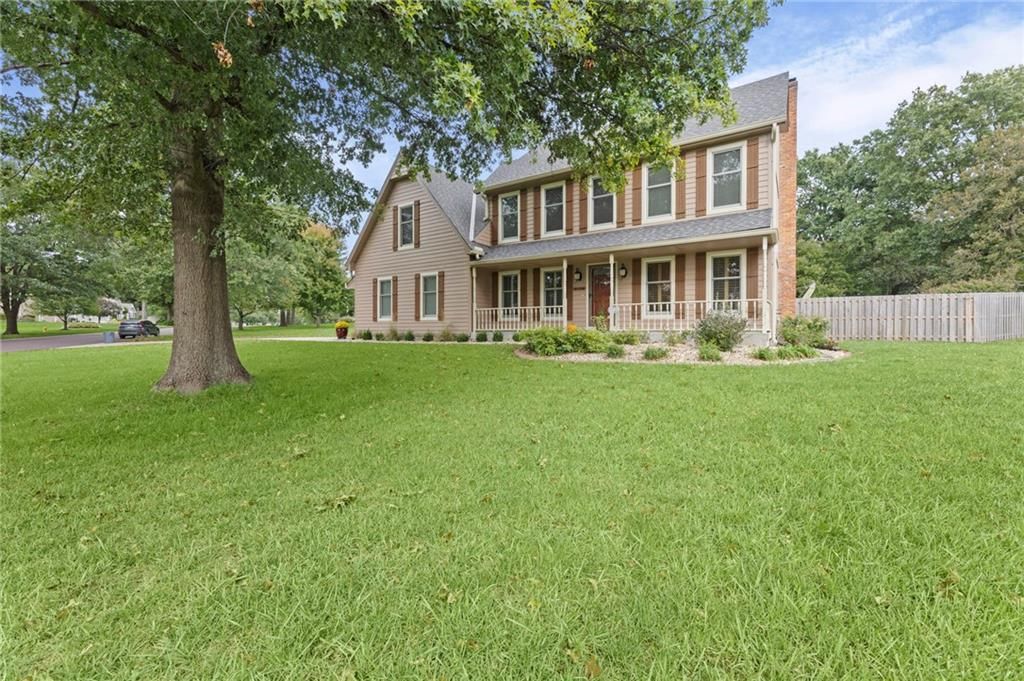 12272 W 154th Terrace, Overland Park, KS: listing photo 2