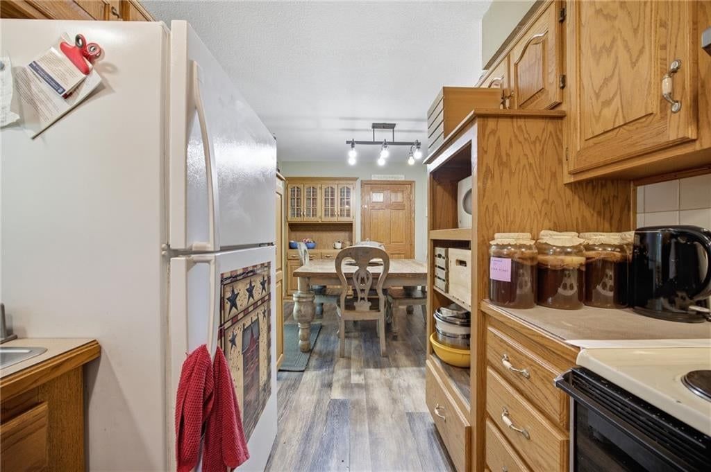 Photo 9 of 15 - 3903 N Osage Street, Independence, MO 64050