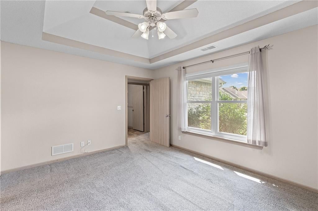9831 N POTTER Avenue — photo 20