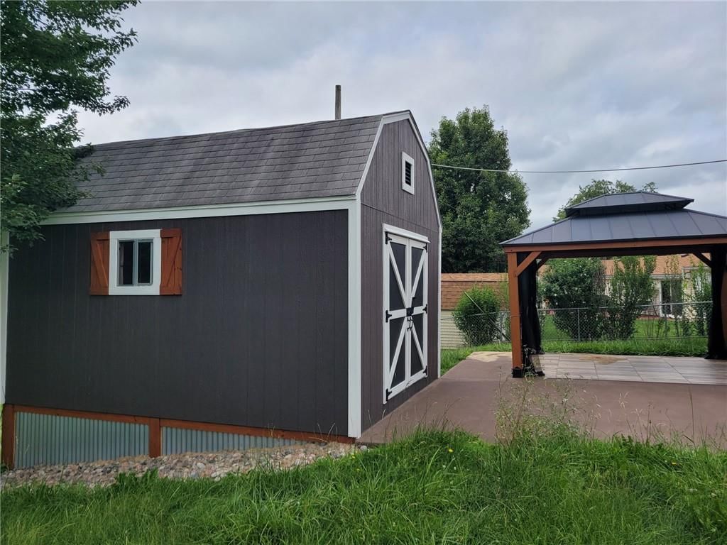 8105 N SUMMIT Street — photo 10