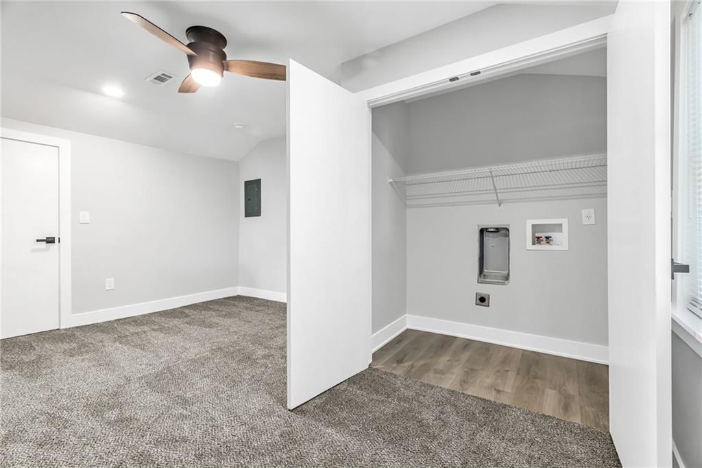 Photo 15 of 29 - 5822 E 10th Street, Kansas City, MO 64126