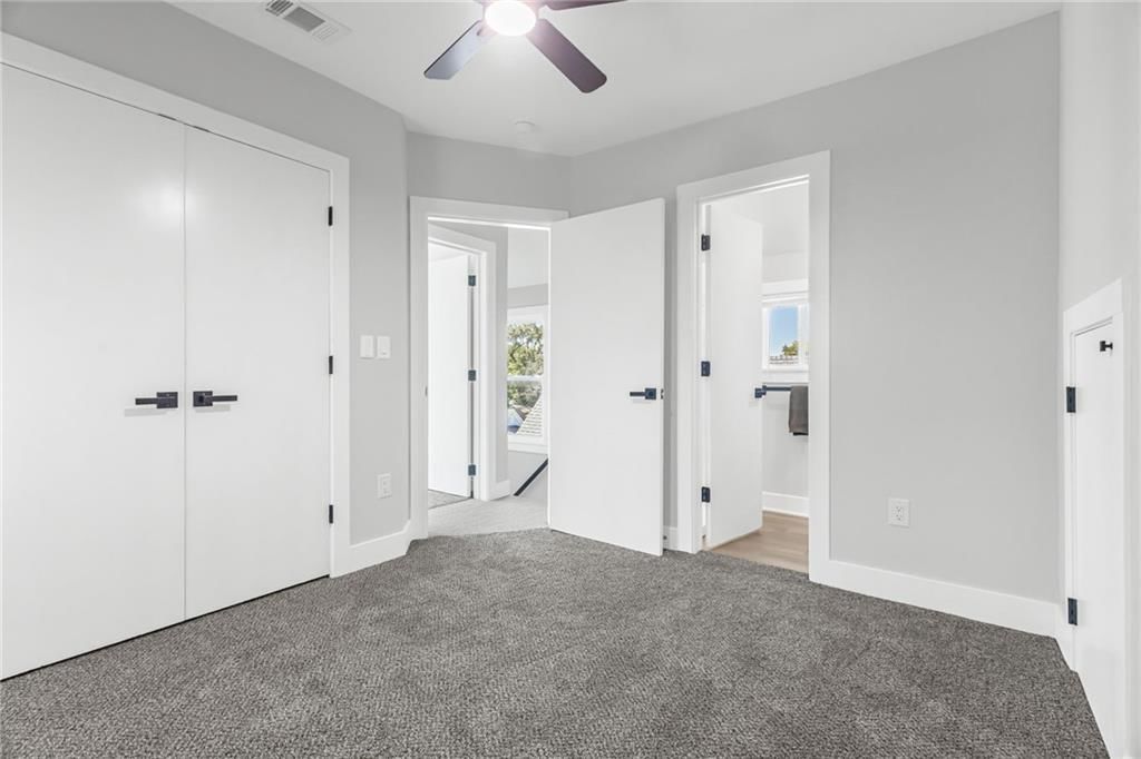 Photo 21 of 29 - 5822 E 10th Street, Kansas City, MO 64126
