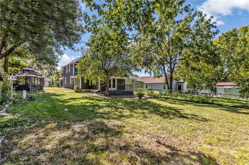 Photo 25 of 29, 5822 E 10th Street, Kansas City, MO 64126