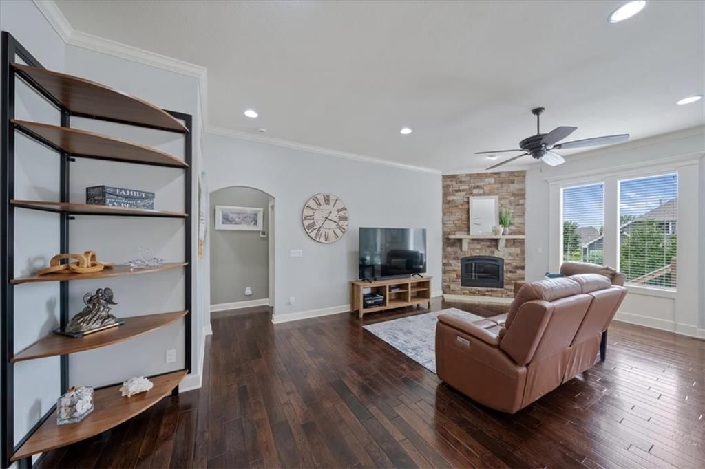 16320 S Heatherwood Street — photo 4