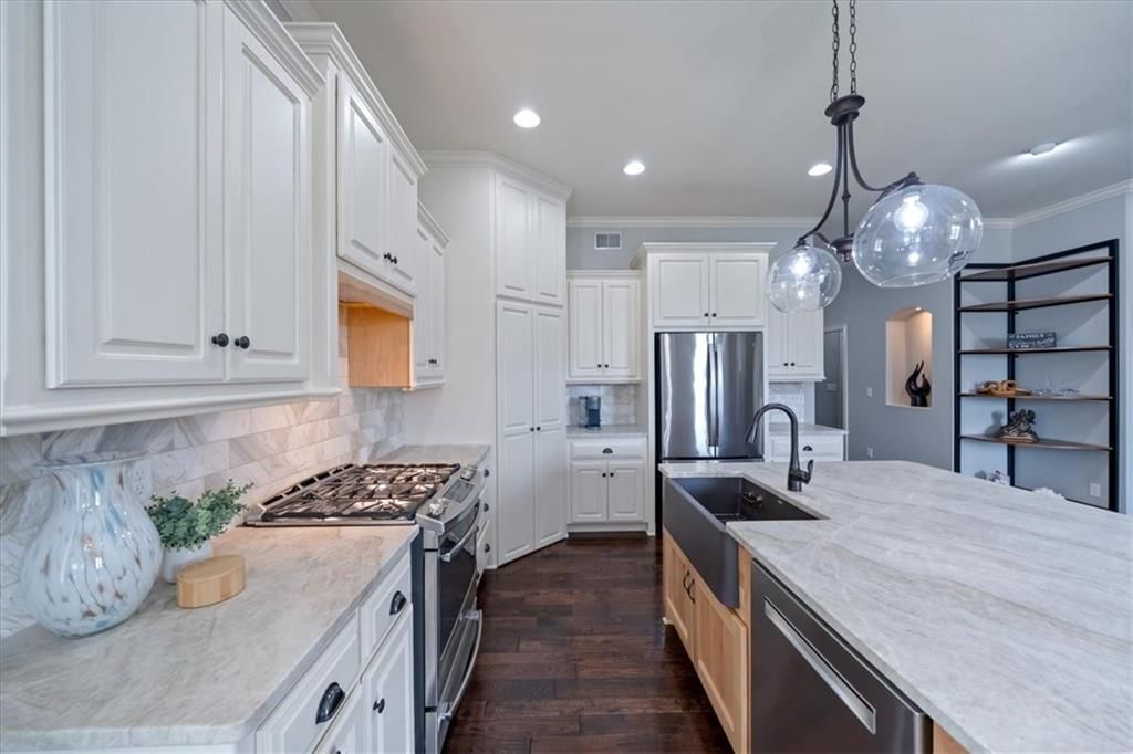 16320 S Heatherwood Street — photo 9