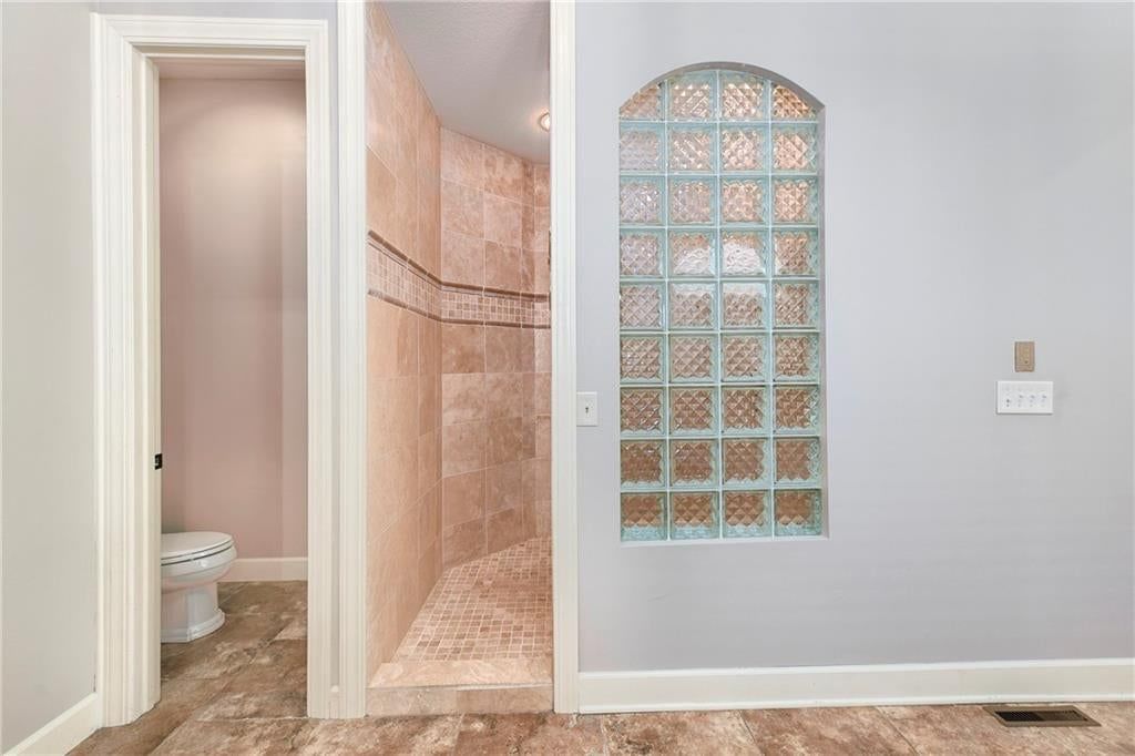 5404 W 124th Terrace — photo 31