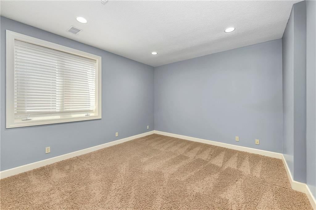5404 W 124th Terrace — photo 59