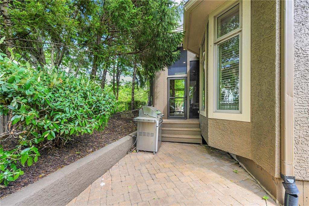 5404 W 124th Terrace — photo 64