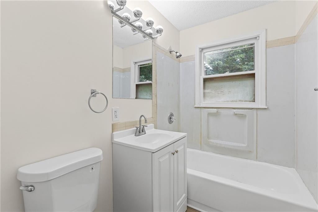 2414 NE Pursell Road — photo 11