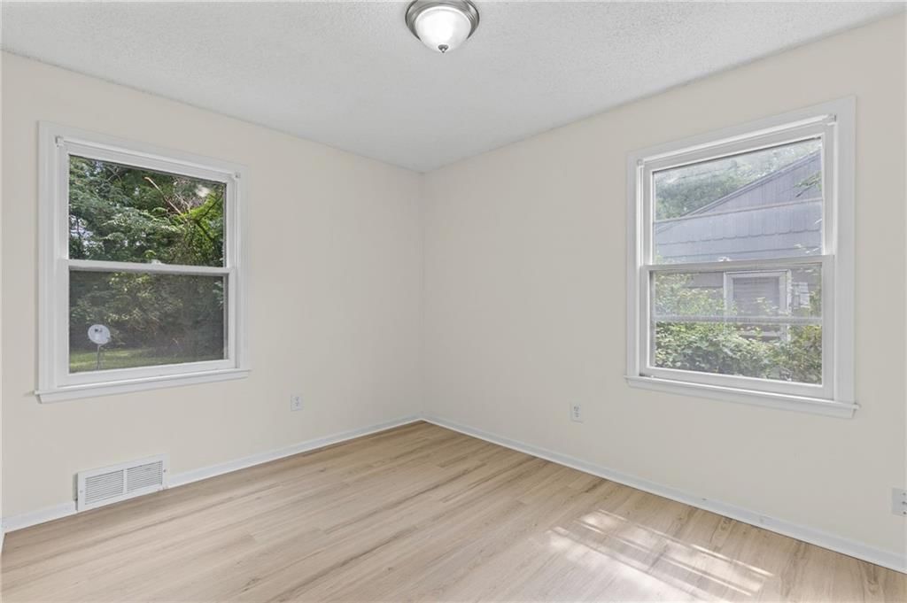 2414 NE Pursell Road — photo 12
