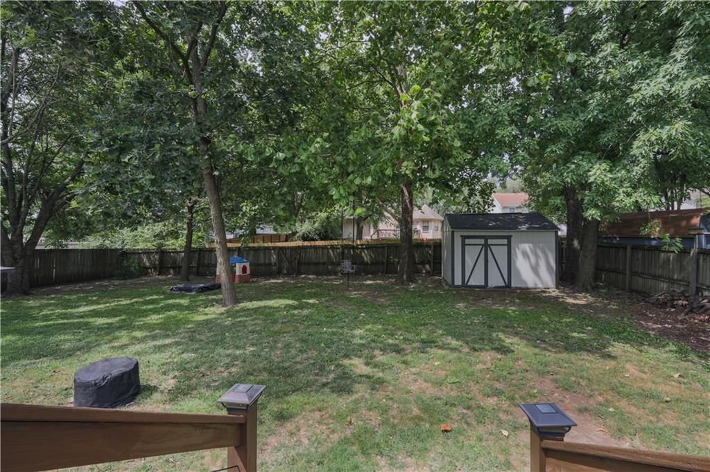 210 Dawn Avenue — photo 23