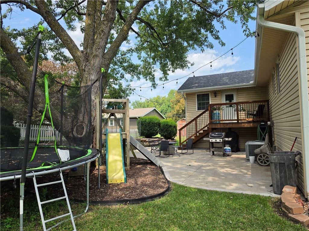 546 Lisa Lane — photo 25