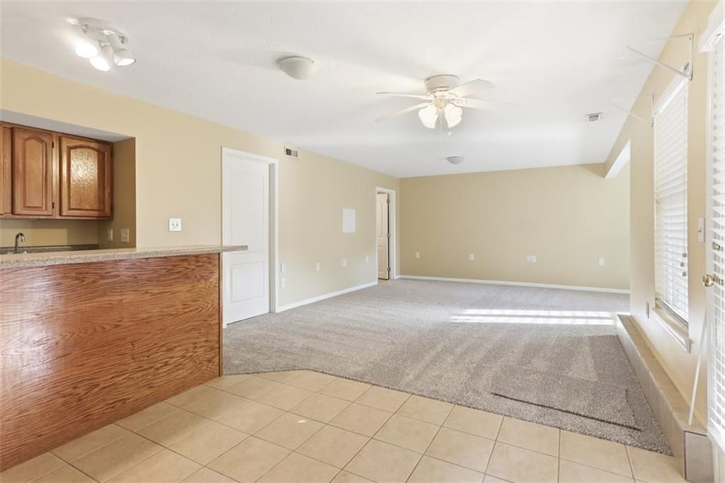 7304 N Cypress Avenue — photo 23