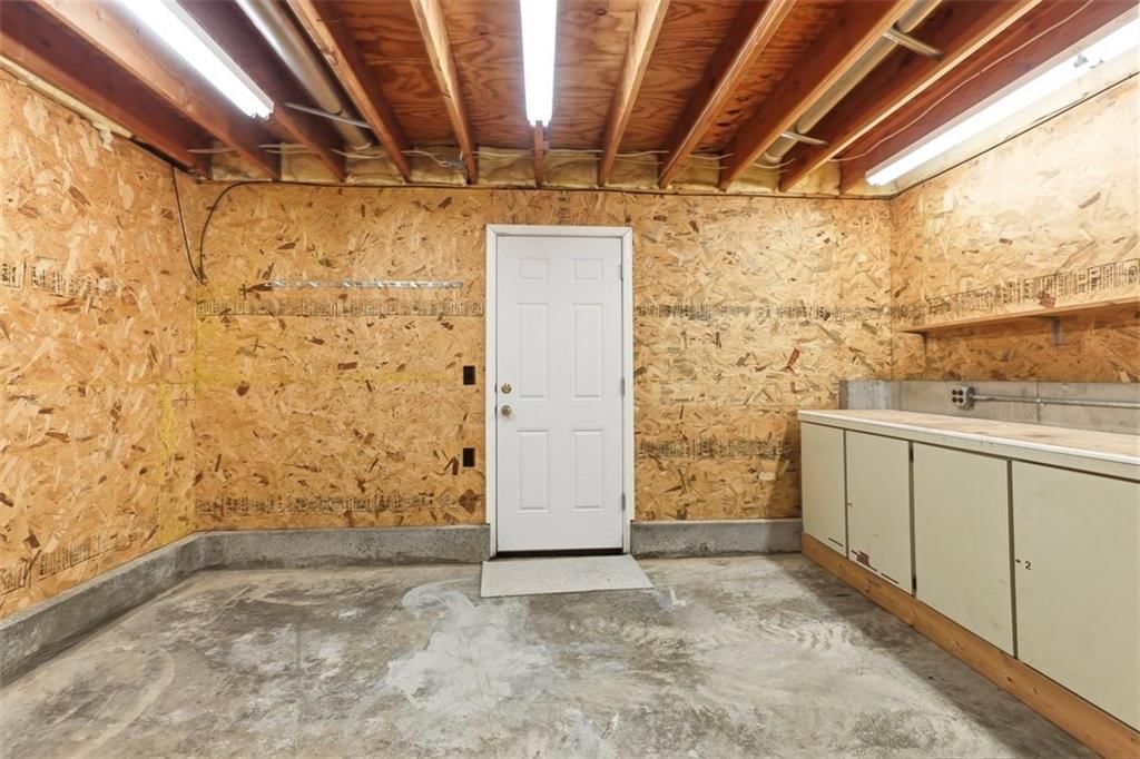 7304 N Cypress Avenue — photo 30