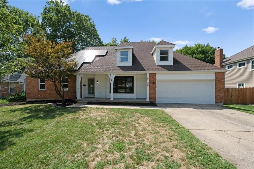 6220 N BALES Avenue, Gladstone, MO