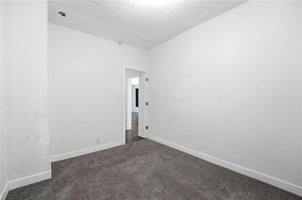 1329 Rowland Avenue — photo 18