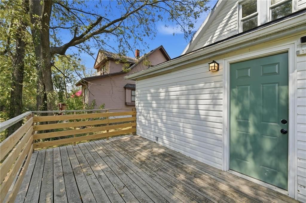 1329 Rowland Avenue — photo 30