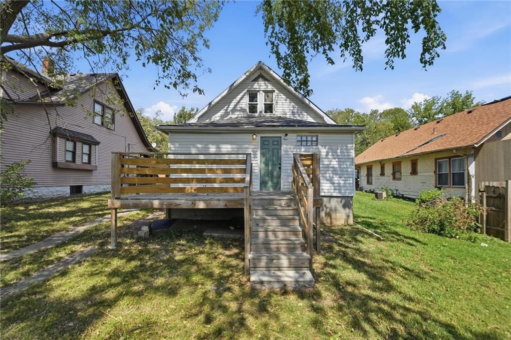 1329 Rowland Avenue — photo 34