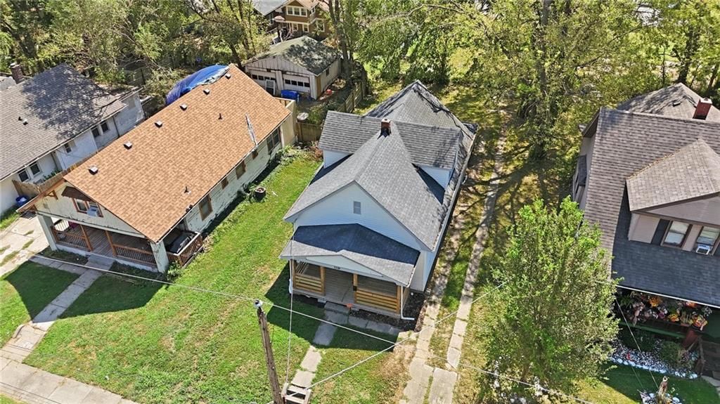 1329 Rowland Avenue — photo 37