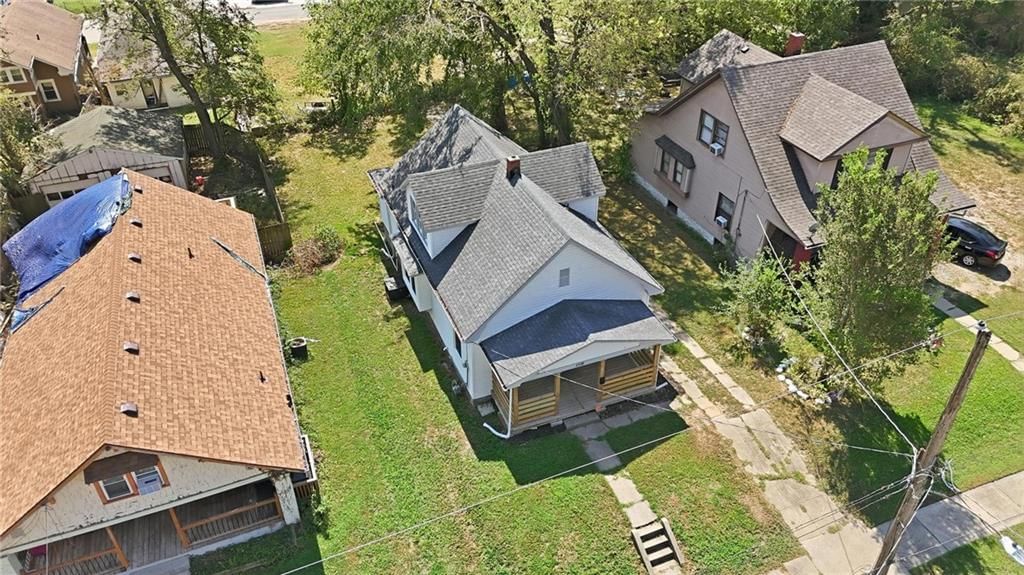 1329 Rowland Avenue — photo 38