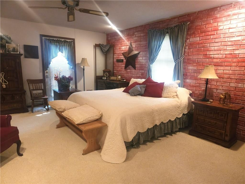 203 Ridgeway Drive — photo 13