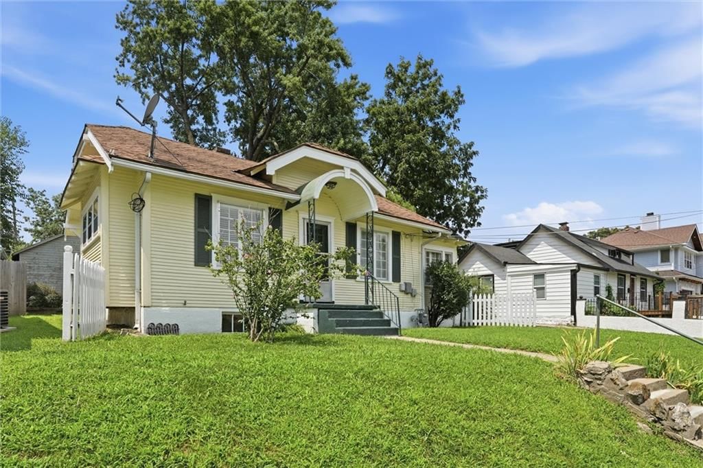 4328 Fisher Street — photo 3