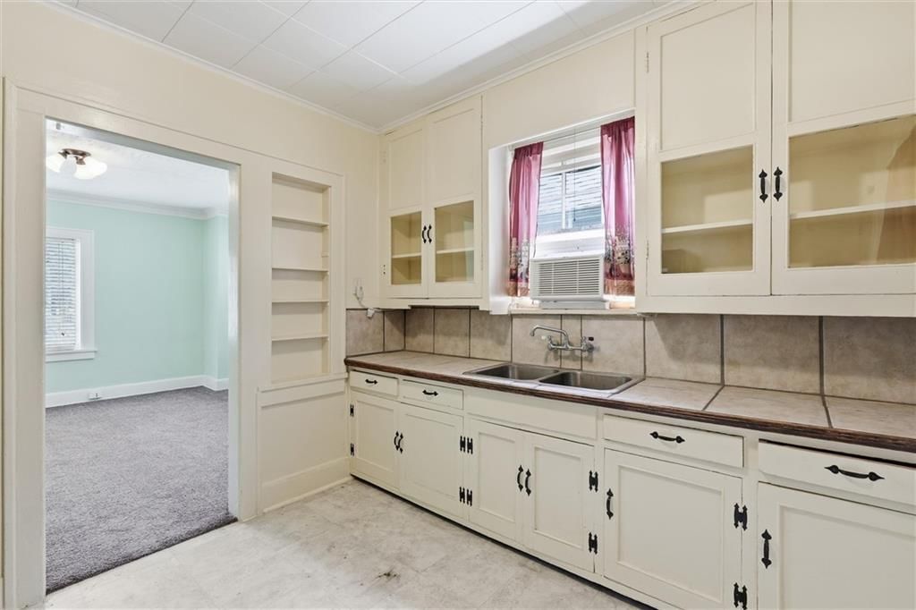 4328 Fisher Street — photo 17