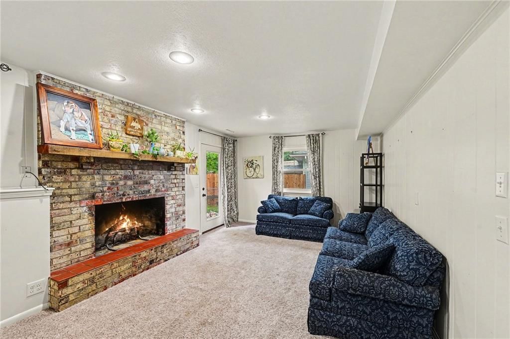 1601 Todd Street — photo 7