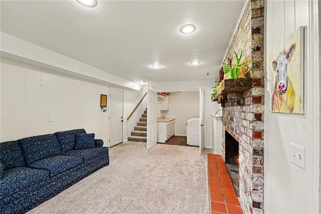 1601 Todd Street — photo 8
