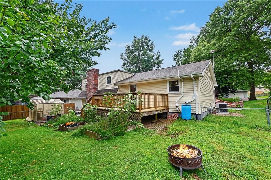 1601 Todd Street — photo 27