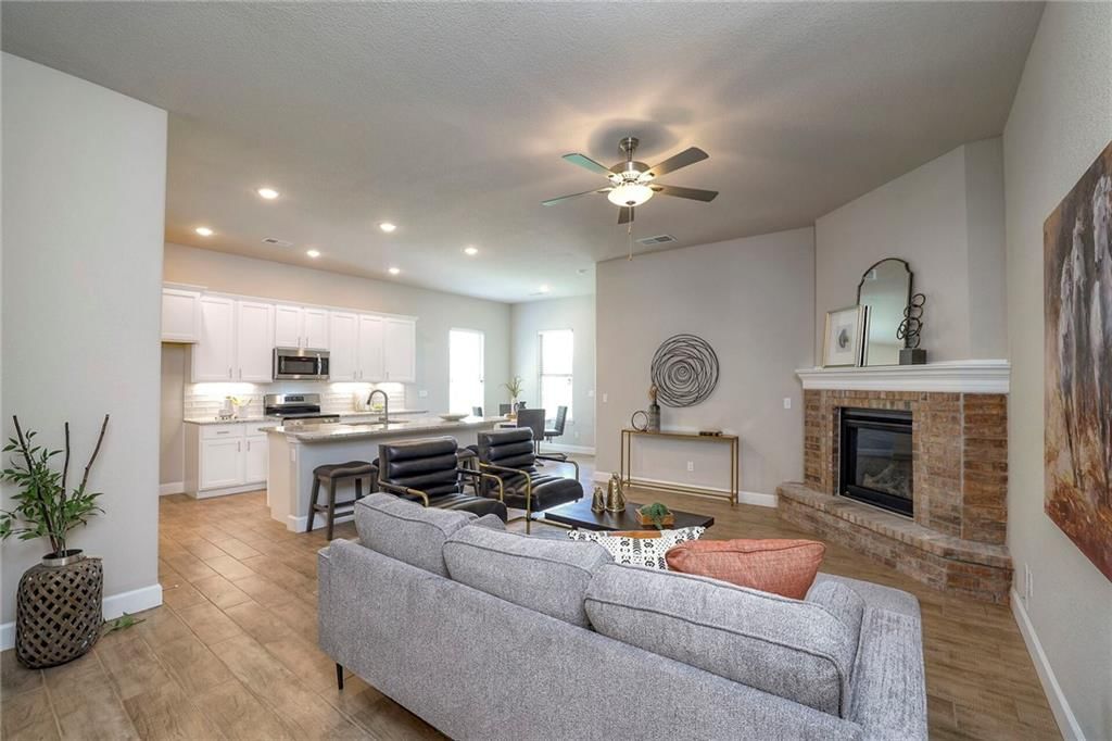 15630 Austin Court — photo 9