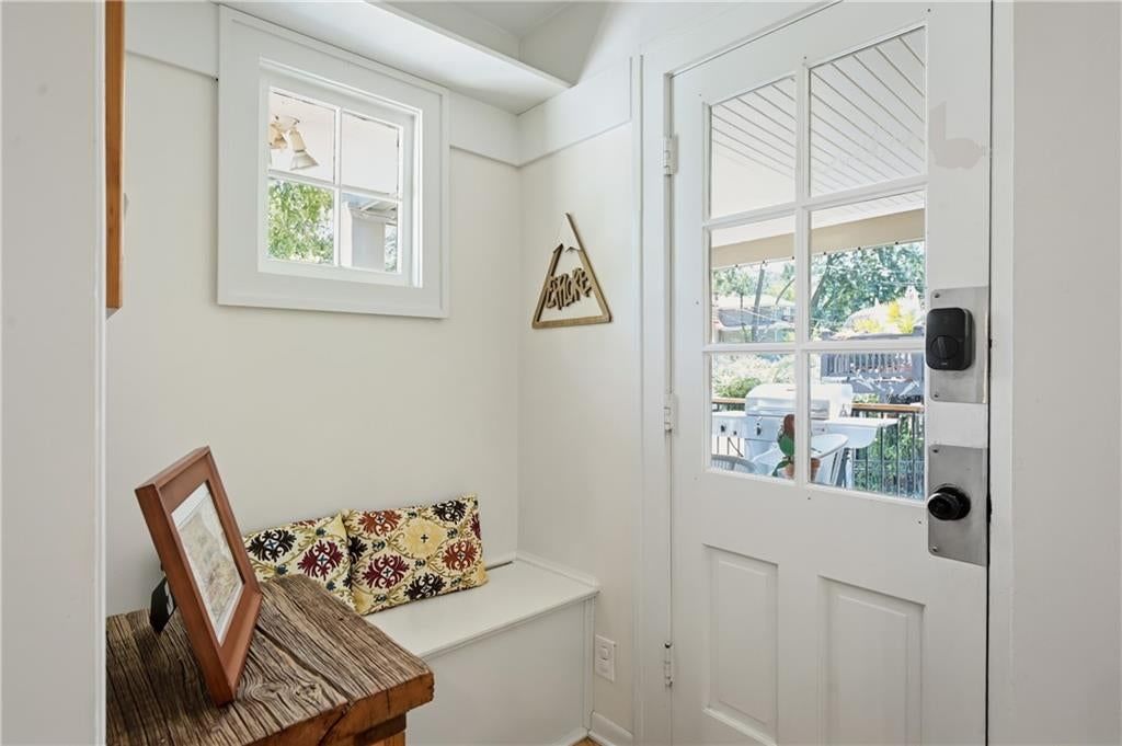5629 Oak Street — photo 16
