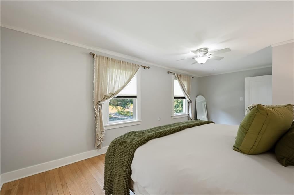 5629 Oak Street — photo 18