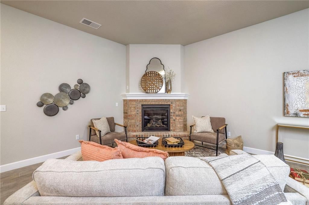 15624 Austin Court — photo 9