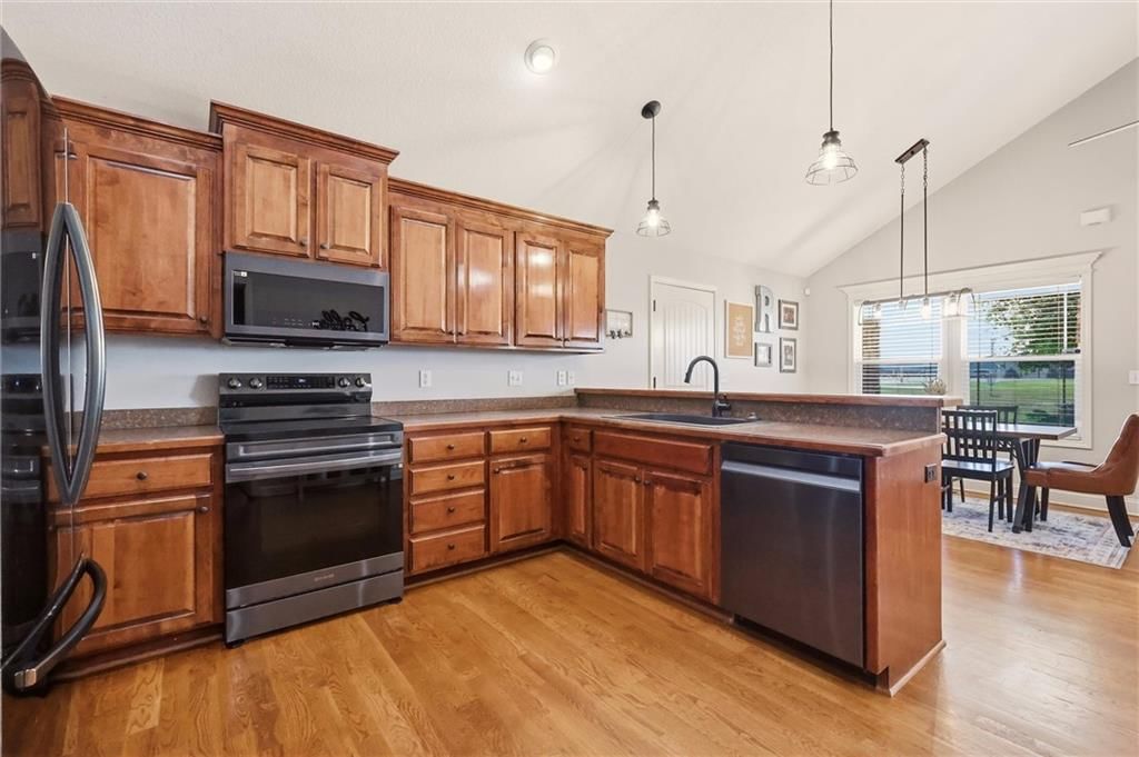 217 N Bluegrass Drive — photo 14
