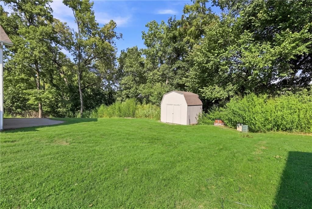 217 N Bluegrass Drive — photo 37