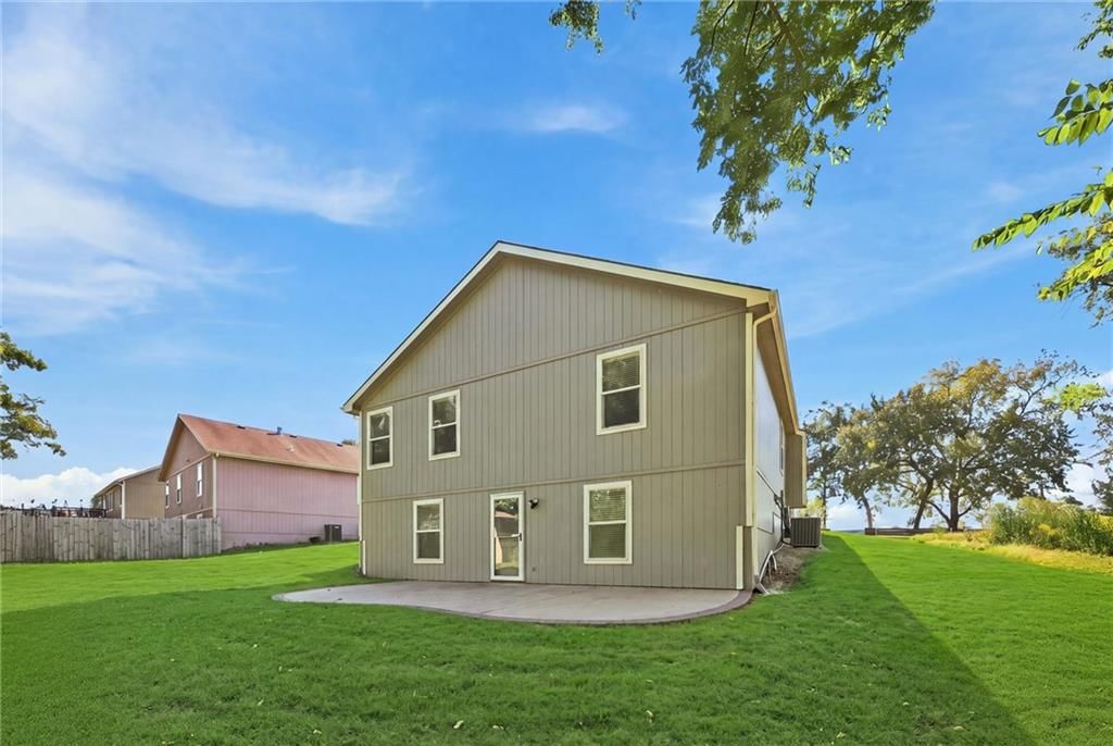 217 N Bluegrass Drive — photo 39