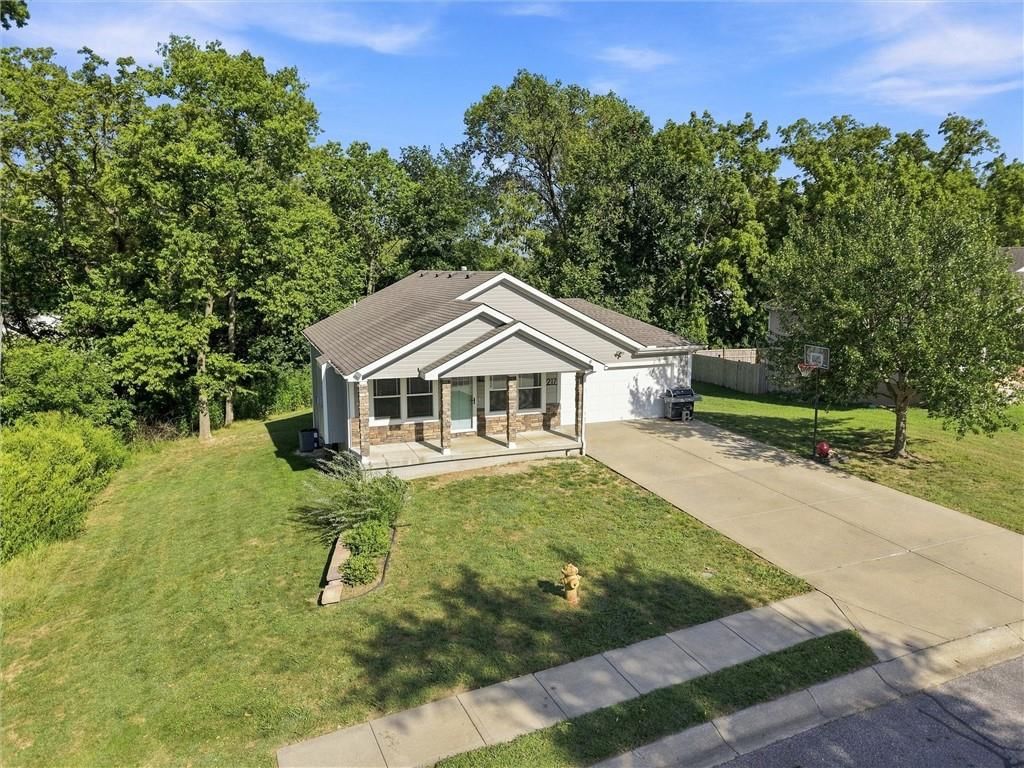 217 N Bluegrass Drive — photo 40