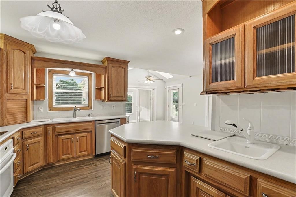 903 Doc Henry Road — photo 11