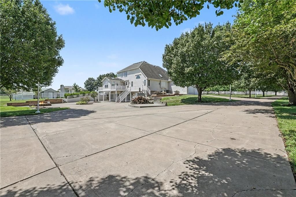 903 Doc Henry Road — photo 49