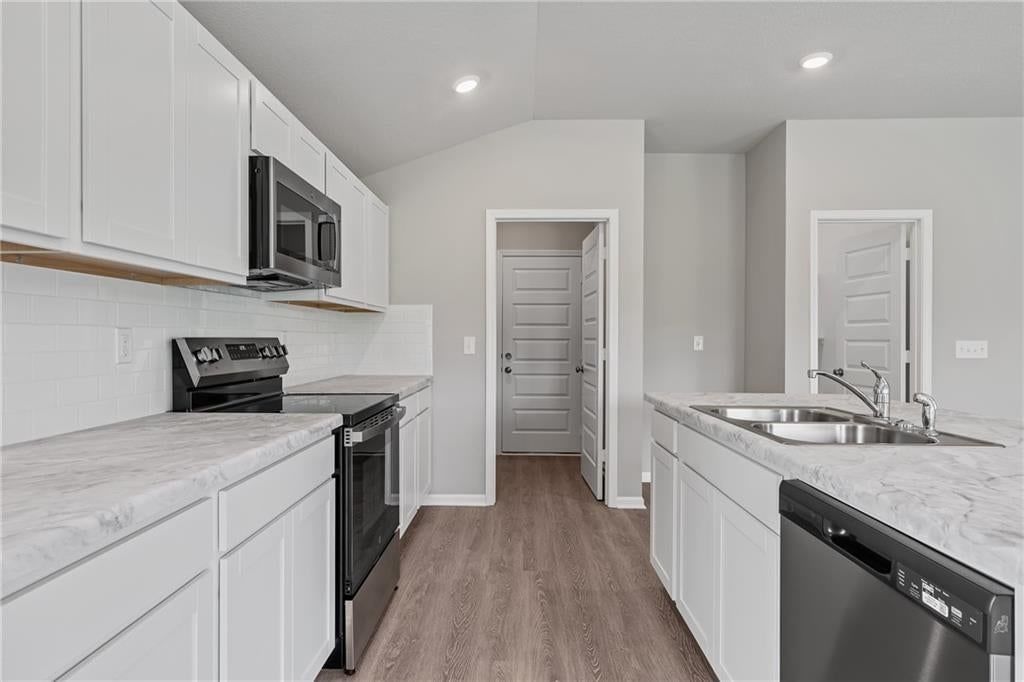 20246 W 195th Street — photo 5