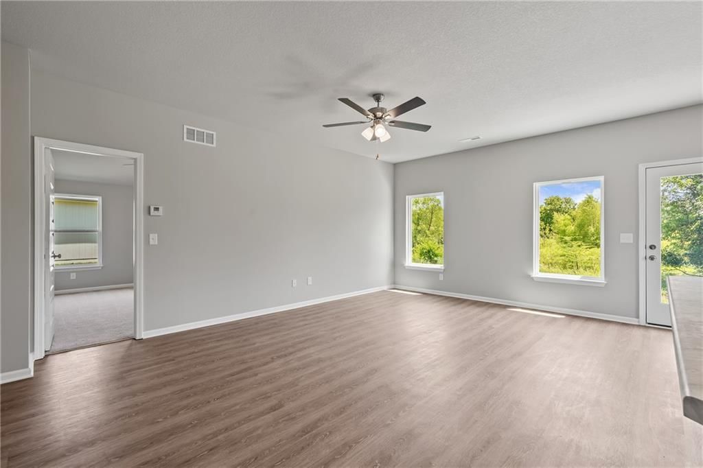 20246 W 195th Street — photo 9