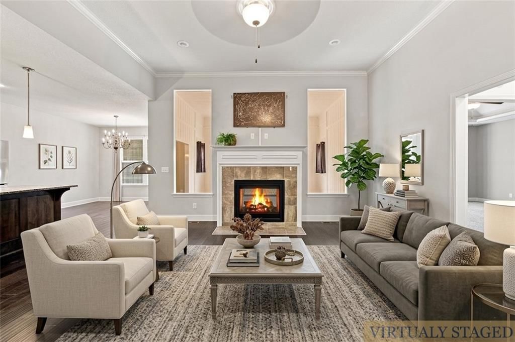 Photo 11 of 74 - 4817 SW Marguerite Street, Blue Springs, MO 64015