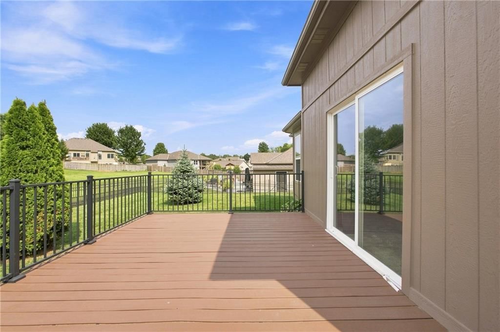 Photo 68 of 74 - 4817 SW Marguerite Street, Blue Springs, MO 64015